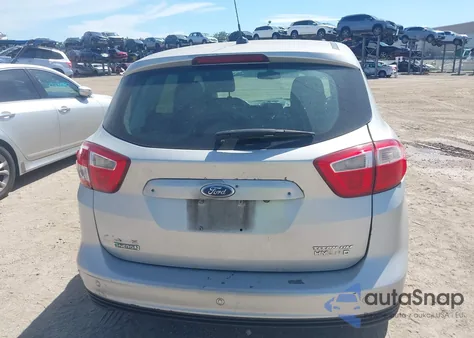 2017 Ford C-Max Hybrid Titanium z USA, uszkodzony, nr VIN 1FADP5DUXHL118550